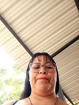 Dirty-Momm-Divorced-Hot webcam