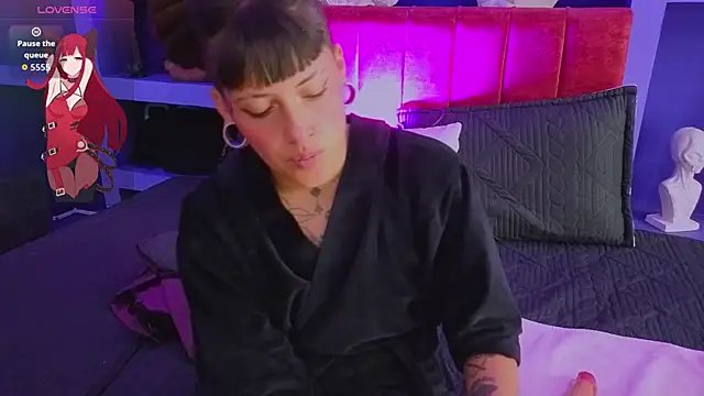 _sharlotte777 webcam