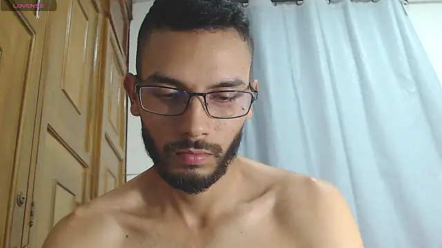 russthiago live sex cam
