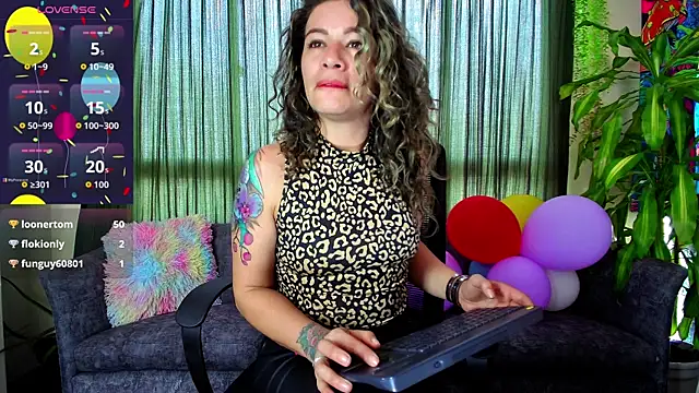 oriana_thomson01 webcam