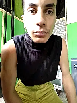 divinityros Live Webcam on Stripchat