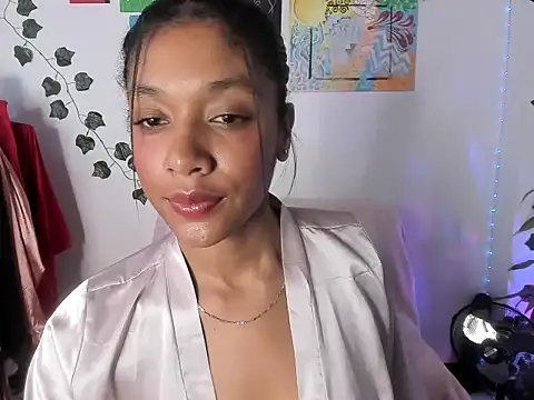 ElectraaJoness webcam