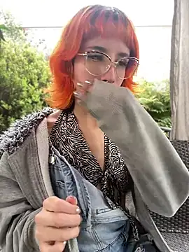 Alice_Hecatee webcam