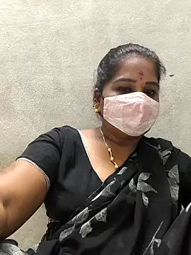 MaaliiiPonuTamil webcam