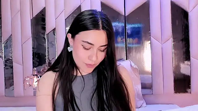 HannaCollins_ webcam