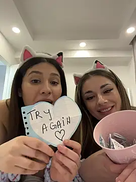 free voyeur web cam IsabellaEtthan