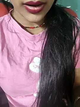 Webcam Model (Eshwari_Chopra)  is live.Free join now!