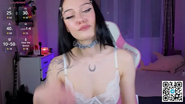 lunaramyy - Lunaramyy's free webcam - UK Sex Cams