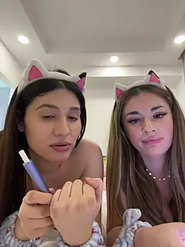 free voyeur web cam IsabellaEtthan