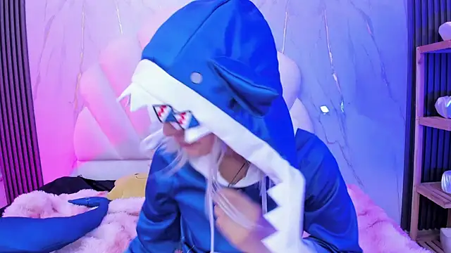 AliiceWonderland_ webcam