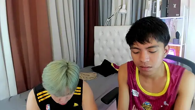 davincihugecock webcam