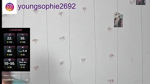 YoungSophie webcam