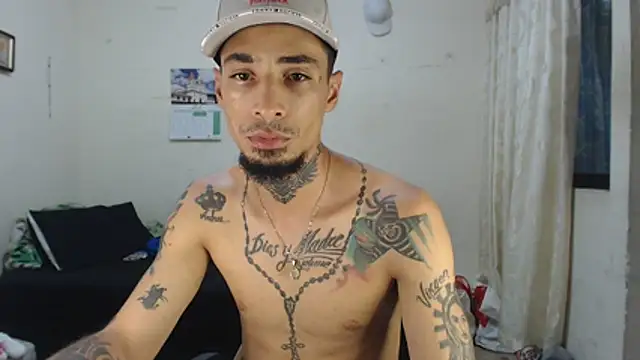 emiliano_hottt webcam