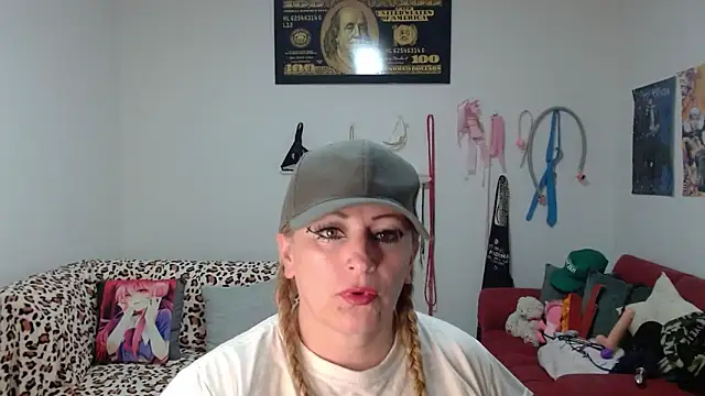 emperabigbootybigass webcam