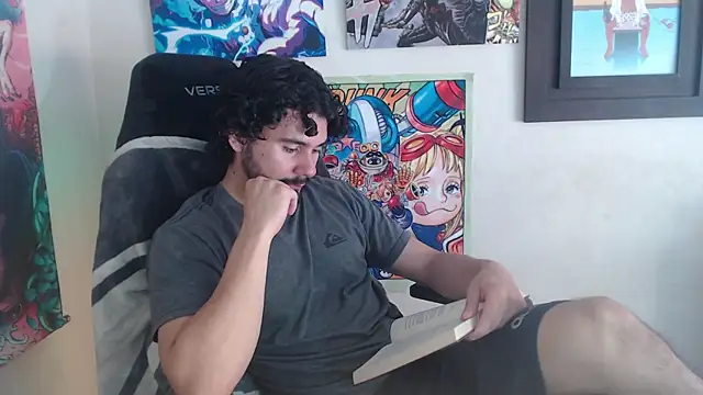 LuciferSantoryu webcam