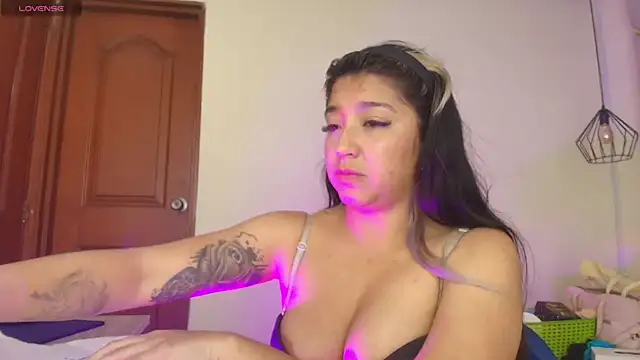 Dahiana_Dmour_ webcam