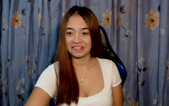 urlover_mae26 webcam