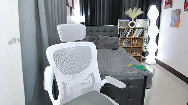 hotjessieempress webcam