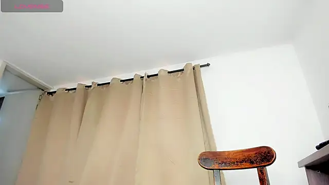 Genesis_Sandoval webcam