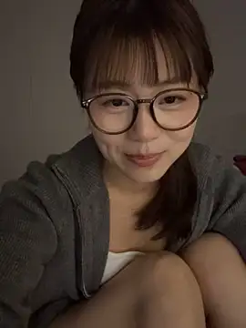 Nana-3 Live Webcam on Stripchat