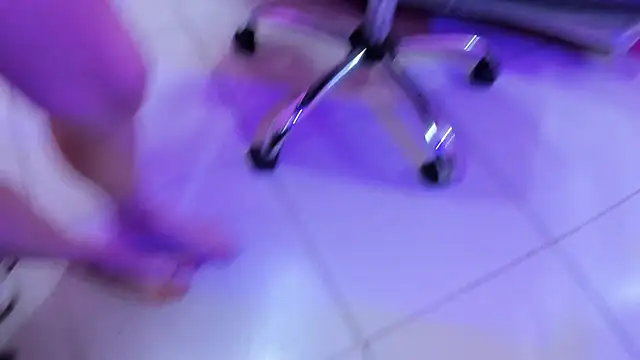 sarah_sweett_ webcam