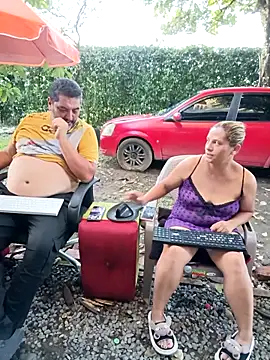 hotandfierylatin... Live Webcam on Stripchat