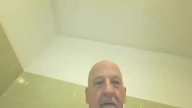 Yankeedave420 webcam