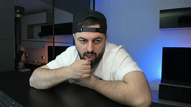 dravenpeak - DravenPeak's free webcam - UK Sex Cams