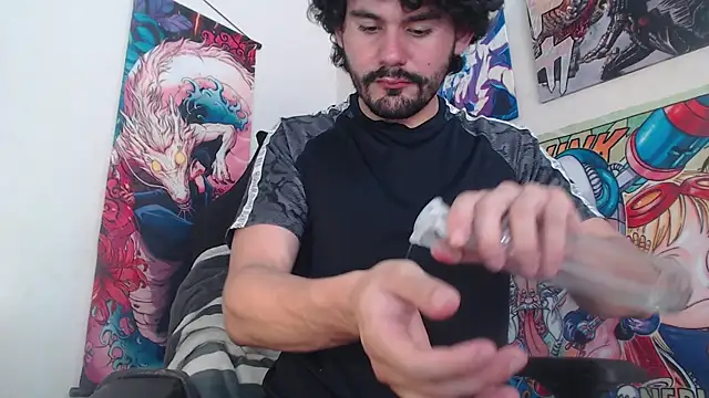 LuciferSantoryu webcam