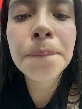 Miss_Bella_Flame webcam