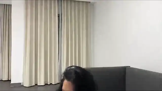 ArianaGoddess webcam