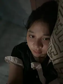 linbi135 - Linbi135's free webcam - UK Sex Cams