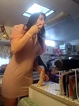 whitetrashdirtyslut webcam