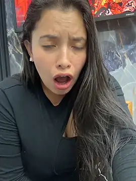 Miss_Bella_Flame webcam