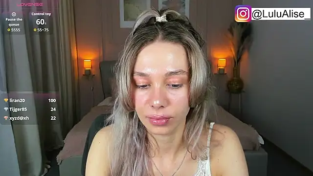 LuluAlis webcam
