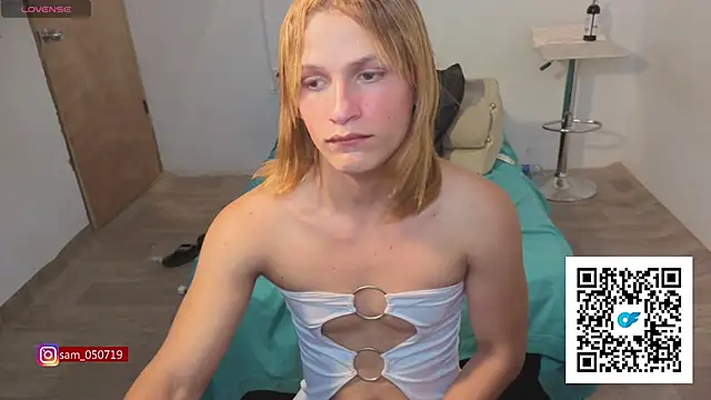 G_obedient_boy live sex cam