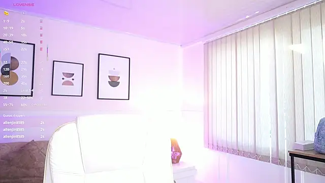 gianovak - GiaNovak's free webcam - UK Sex Cams