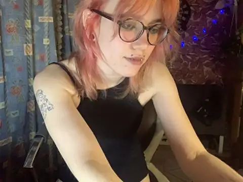 whiny_emo_boi - Whiny_emo_boi's free webcam - UK Sex Cams