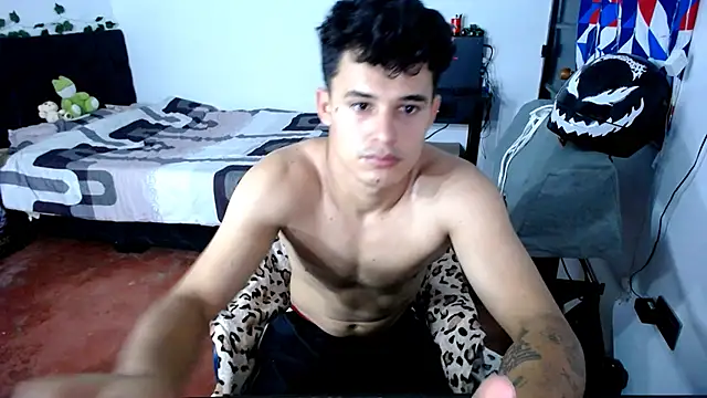 freddy_romas webcam