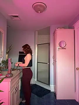 NataLee_vault webcam