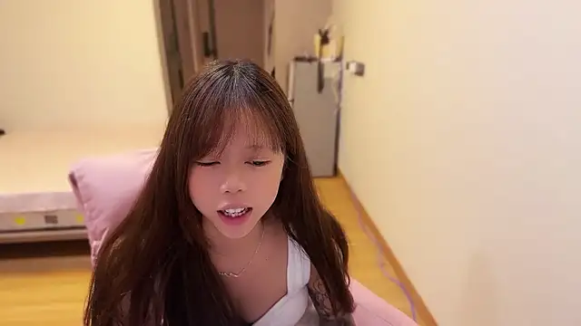 美女xiaobaozi-520在线直播