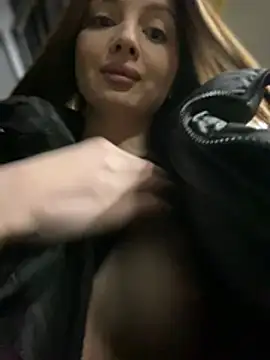 KrisMagnoly live sex cam