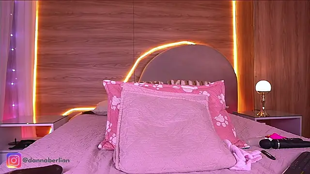 danna_berlin_ webcam