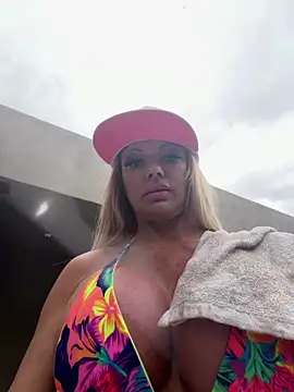 chanelstjames webcam