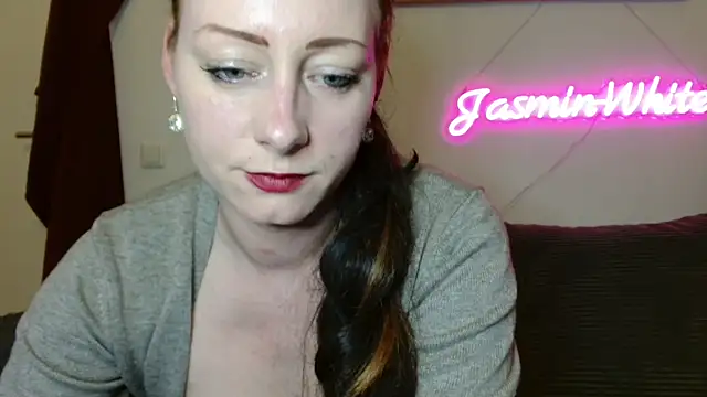 Jasmin-White webcam