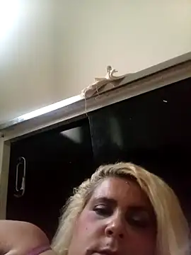 Carolzinhamodel webcam