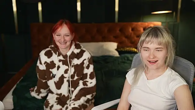 Nami_Tsunami054 webcam