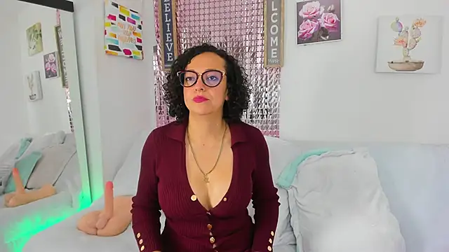 AnaDalila_Latina webcam