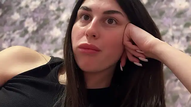 LiluMartiznir live sex cam