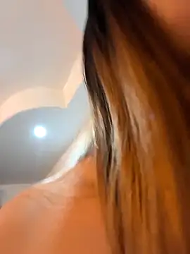 Ponthip Live Webcam on Stripchat